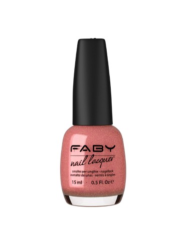 Pink-Orange nail polish Medusa en el océano